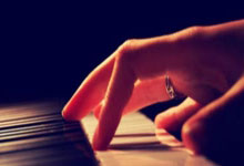 新加坡全国保龄球公开赛 谢宇昇林诗恩夺冠.